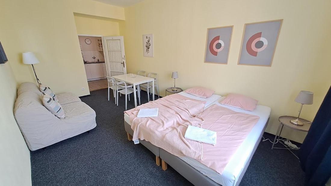 Flat In Zizkov -402- Apartmán Praha