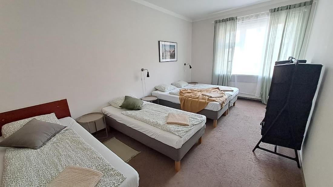 Flat In Zizkov -402-